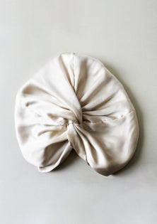 Slumber - 100% Silk Hair Bonnet - Champagne