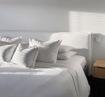 George Collective - MOD Linen Look Headboard - Queen - White