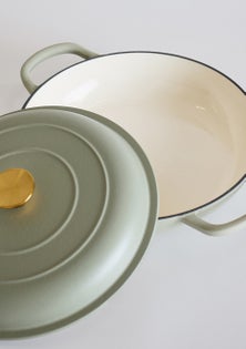 George Collective - Cast Iron Shallow Casserole 30cm - Matte Sage/Gold Lid