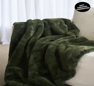 George Collective - SUPERSOFT Faux Fur Throw - Moss