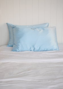 Slumber - 100% Silk Pillowcase Pair - Powder Blue