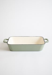 George Collective - Cast Iron Roasting Dish 34cm - Matte Sage