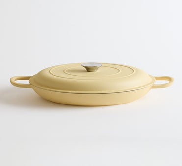 George Collective - Cast Iron Shallow Casserole 30cm - Matte Buttermilk/Silver Lid